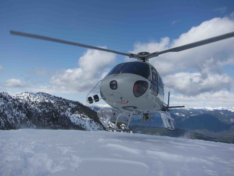 Vancouver Heli Skiing - Altus Mountain Guides