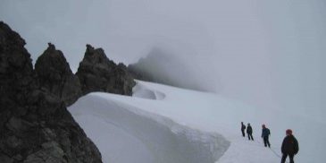 Day hiking around Haberl Hut