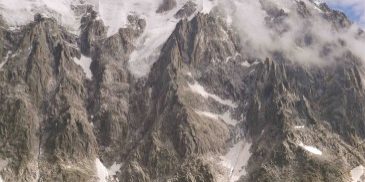 Frendo Spur, (D+ : III 4 1200m) Aiguille du Midi North Face, Chamonix, Mont Blanc