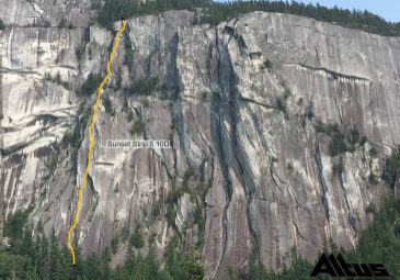 Squamish Multi Pitch Climbing - Sunset Strip line